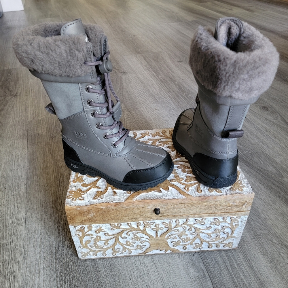 UGG Kids Butte II Togle Tall CWR Snow Boot